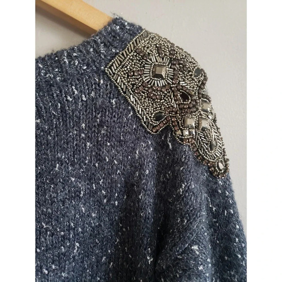 Guess Sweater Women's Small Gray Mettalic Knit Beaded Shoulders Textured - Picture 6 of 9